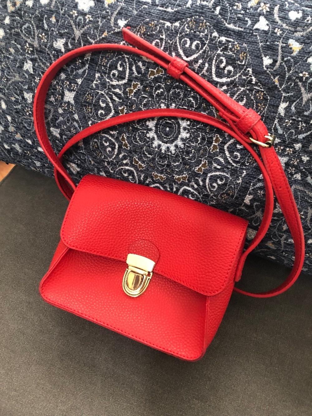 Red crossbody bag 5 x 7 inch faux leather